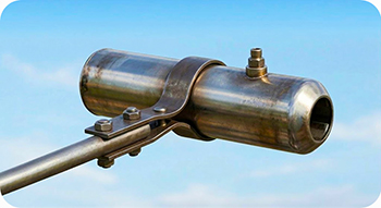 Minijet on test pole